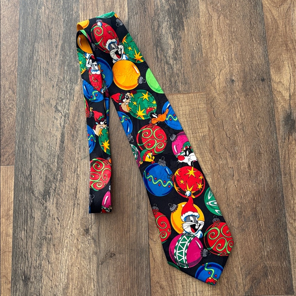 Looney Tunes Mania Colorful Christmas Tie